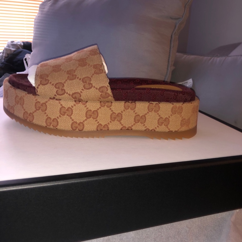 Authentic Gucci Original GG Slide Sandal